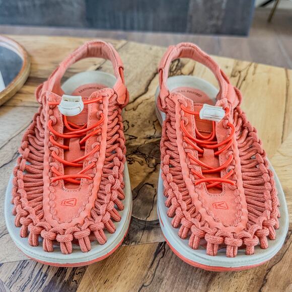 KEEN Uneek Slice Fade Two Cord Adjustable Fit Sandals, Summer Fig/Crabapple, 9 - Picture 9 of 9